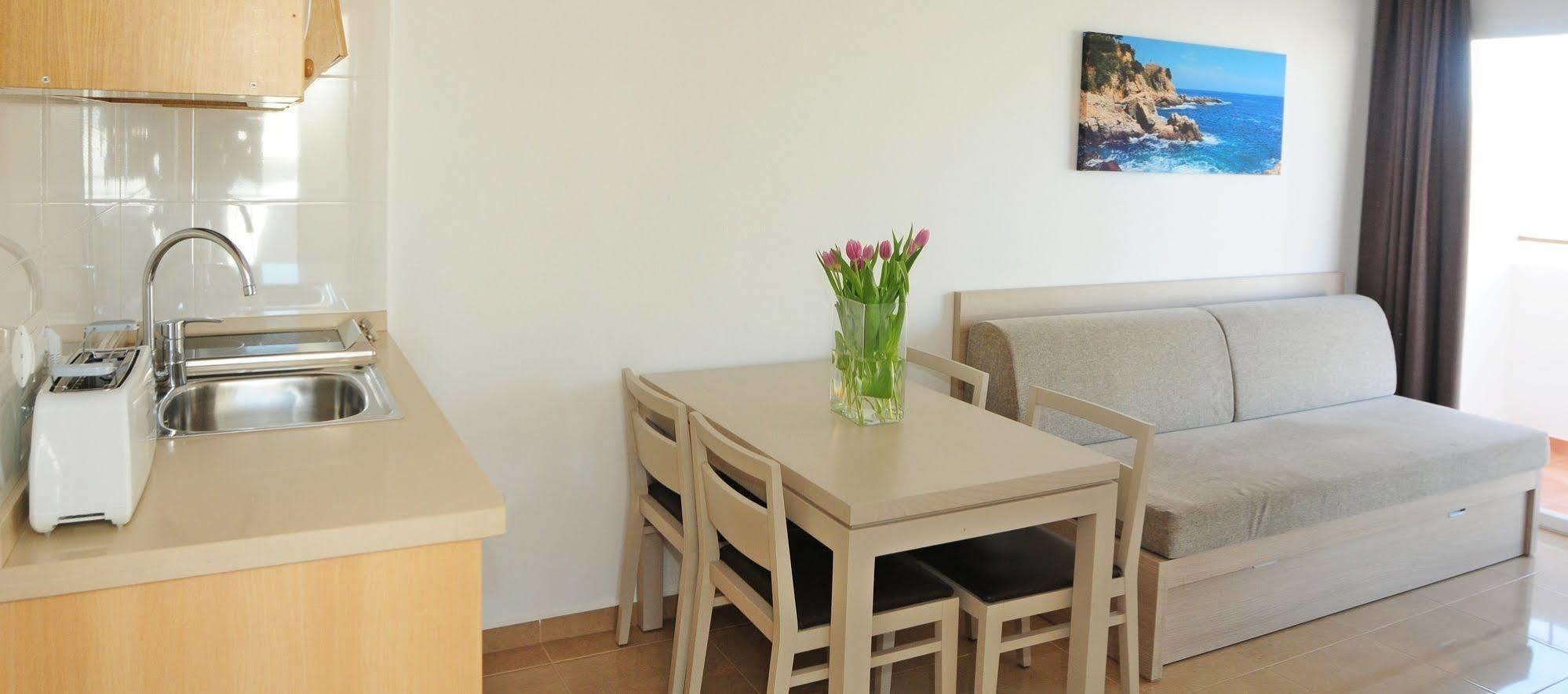 Malacosta A - Mc Apartments Ibiza ภายนอก รูปภาพ